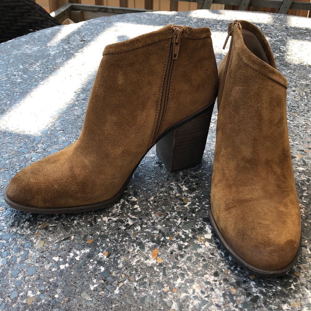 Lucky Brand Women's Tan Suede Ankle Booties